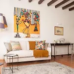 Romantic Flat On Navigli River By Easylife