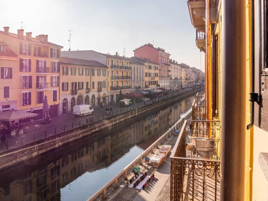 Romantic Flat On Navigli River By Easylife * Milán